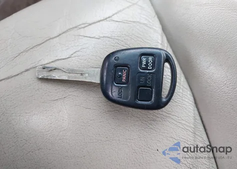 2004 Lexus Rx 330 z USA, uszkodzony, nr VIN JTJHA31U140048175